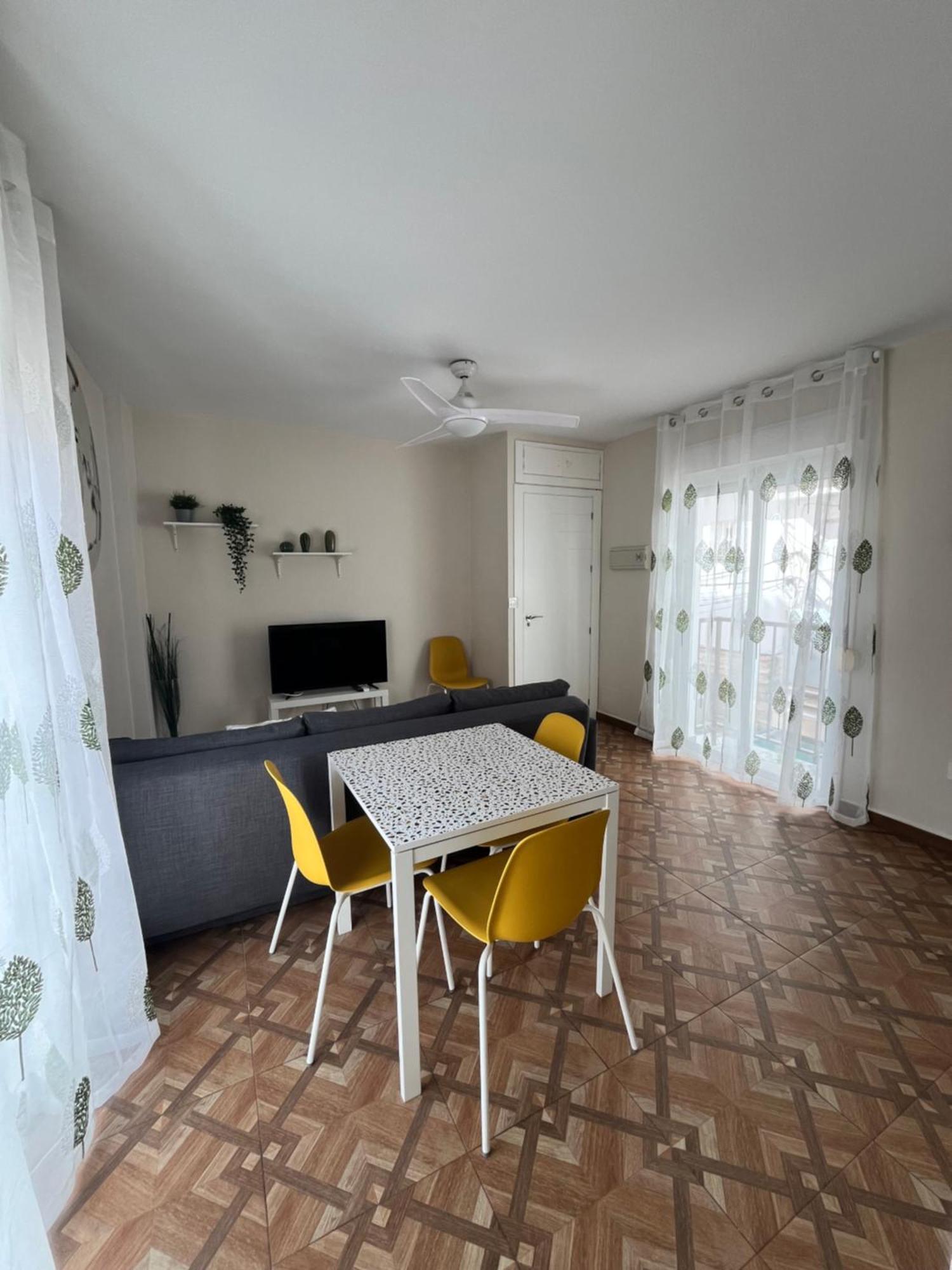 Apartamentos Mareabeach Torremolinos Exteriör bild